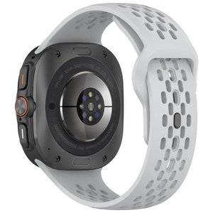 רצועת סיליקון מדגם Reverse Buckle Silicone Band מבית LaTera (צבע Grey) לשעון חכם מדגם Samsung Galaxy Watch Ultra / Watch Ultra 2025 רצועת סיליקון מדגם Reverse Buckle Silicone Band מבית LaTera (צבע Grey) לשעון חכם מדגם Samsung Galaxy Watch Ultra / Watch Ultra 2025