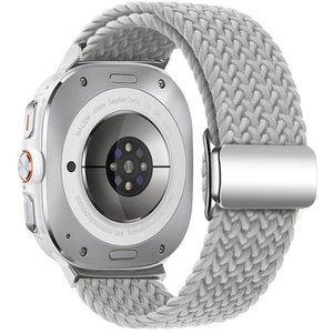 רצועת בד / ניילון מדגם Loop Magnetic Buckle Nylon Band מבית LaTera (צבע Light Grey) לשעון חכם מדגם Samsung Galaxy Watch Ultra / Watch Ultra 2025 רצועת בד / ניילון מדגם Loop Magnetic Buckle Nylon Band מבית LaTera (צבע Light Grey) לשעון חכם מדגם Samsung Galaxy Watch Ultra / Watch Ultra 2025